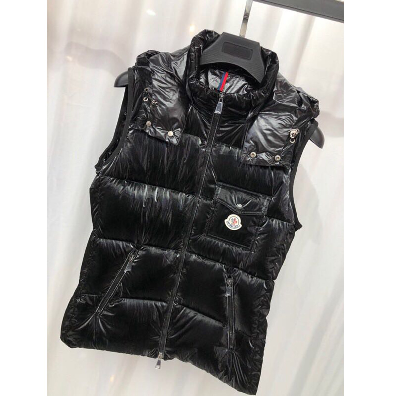 Moncler Diotis Vest In Black - EUR FASHION