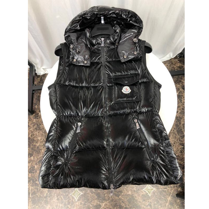 Moncler Diotis Vest In Black - EUR FASHION