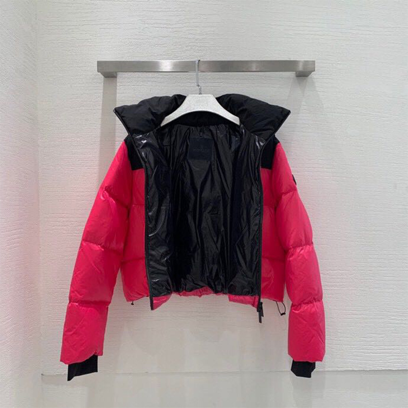 Moncler  Jasione Short Down Jacket In Bubblegum Pink - EUR FASHION