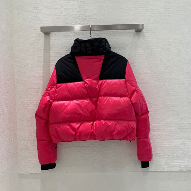 Moncler  Jasione Short Down Jacket In Bubblegum Pink - EUR FASHION