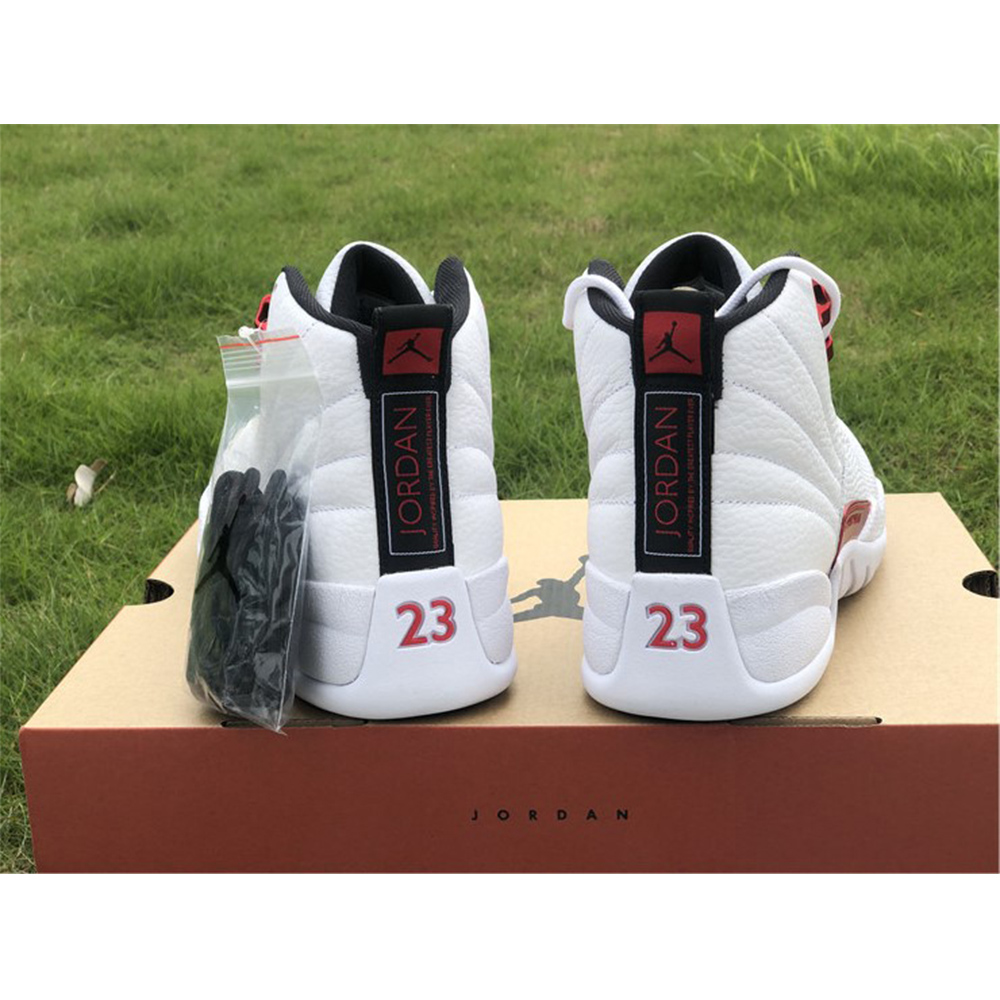 Jordan AJ 12“Twist” Sneakers - EUR FASHION