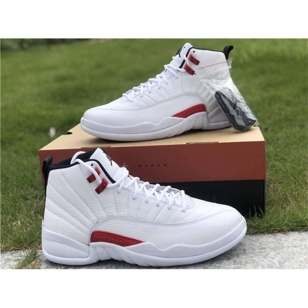 Jordan AJ 12“Twist” Sneakers - EUR FASHION