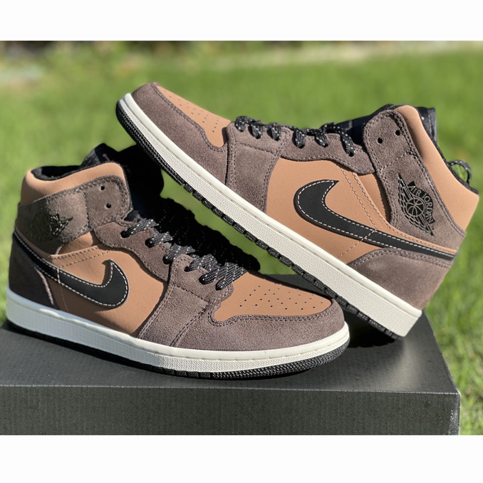 Jordan AJ1 Mid DC7294-200 - EUR FASHION