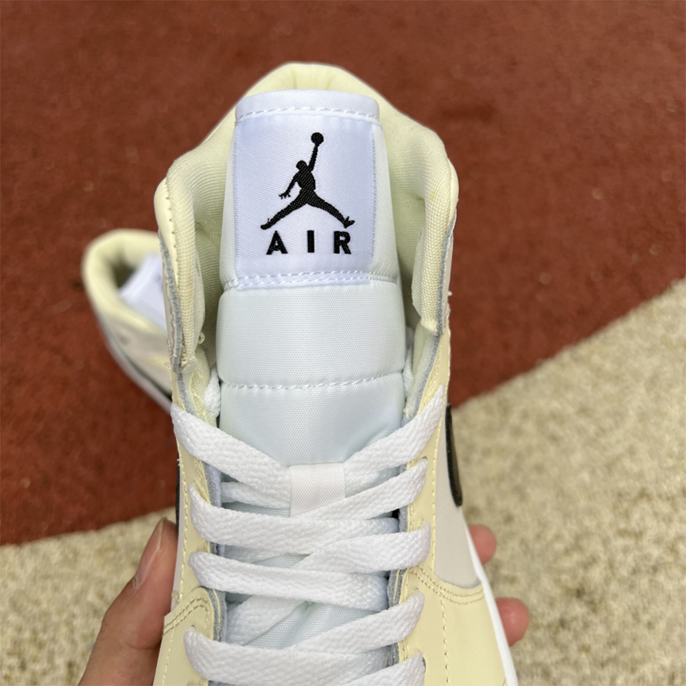 Jordan AJ1 Mid Zoom Sneakers - EUR FASHION