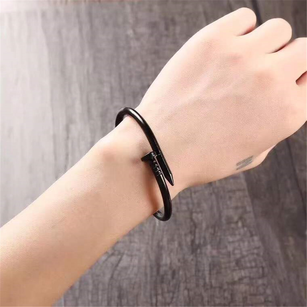Cartier Bracelet - EUR FASHION