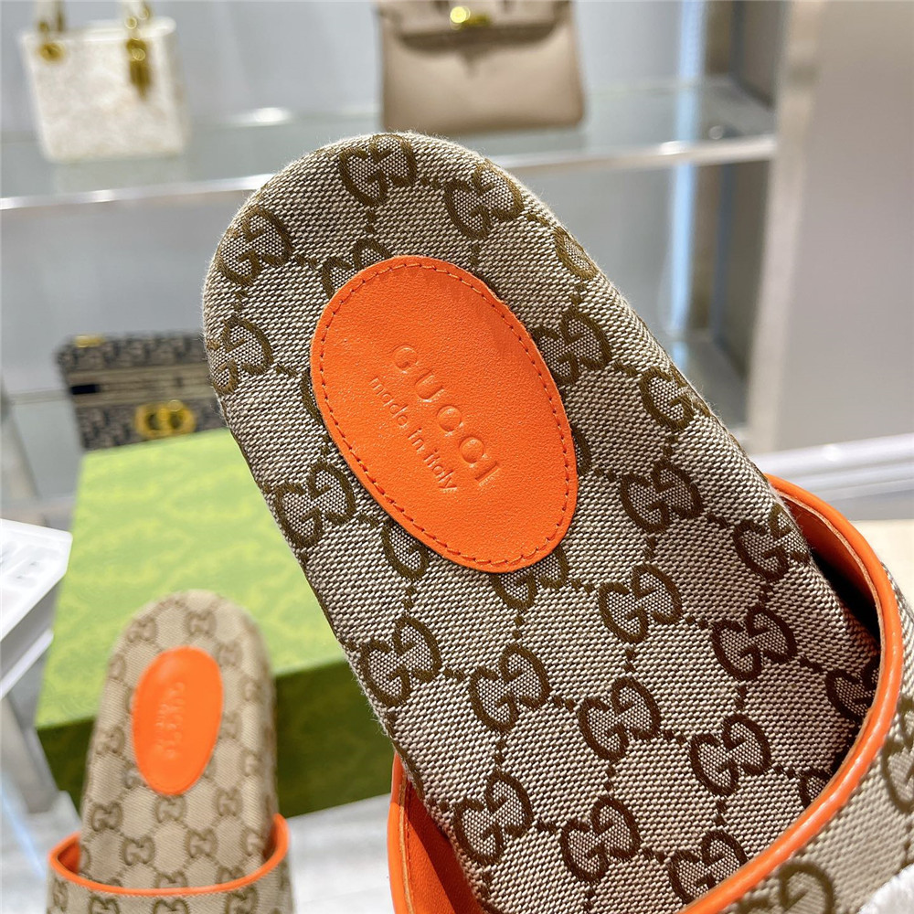 Gucci Men's The North Face x Gucci GG Slide - EUR FASHION