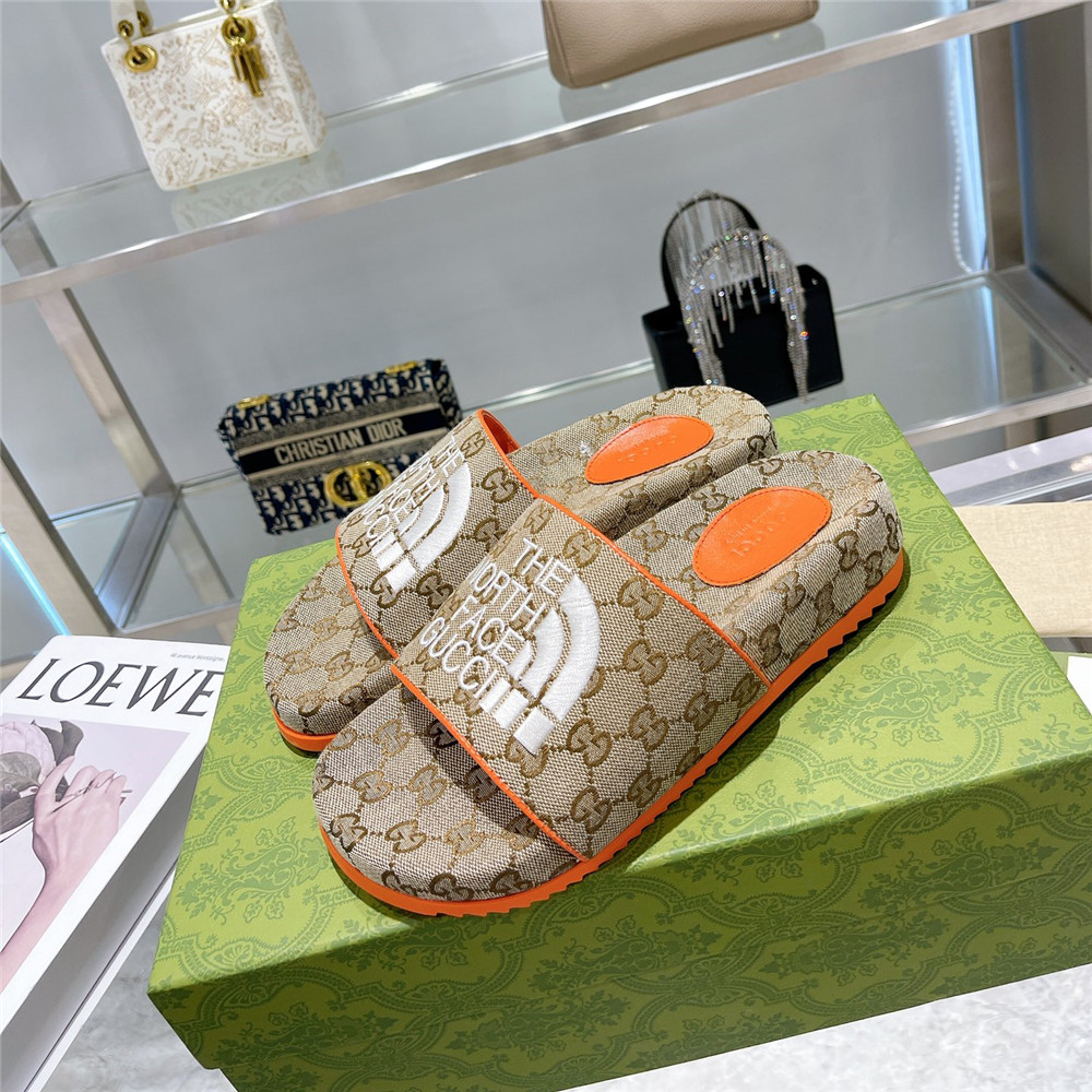 Gucci Men's The North Face x Gucci GG Slide - EUR FASHION