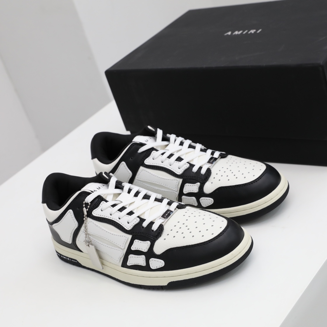Amiri Skel-Top Low Sneaker White/Black - EUR FASHION