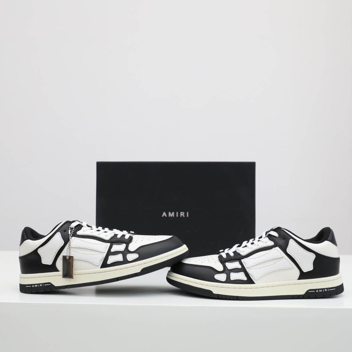 Amiri Skel-Top Low Sneaker White/Black - EUR FASHION