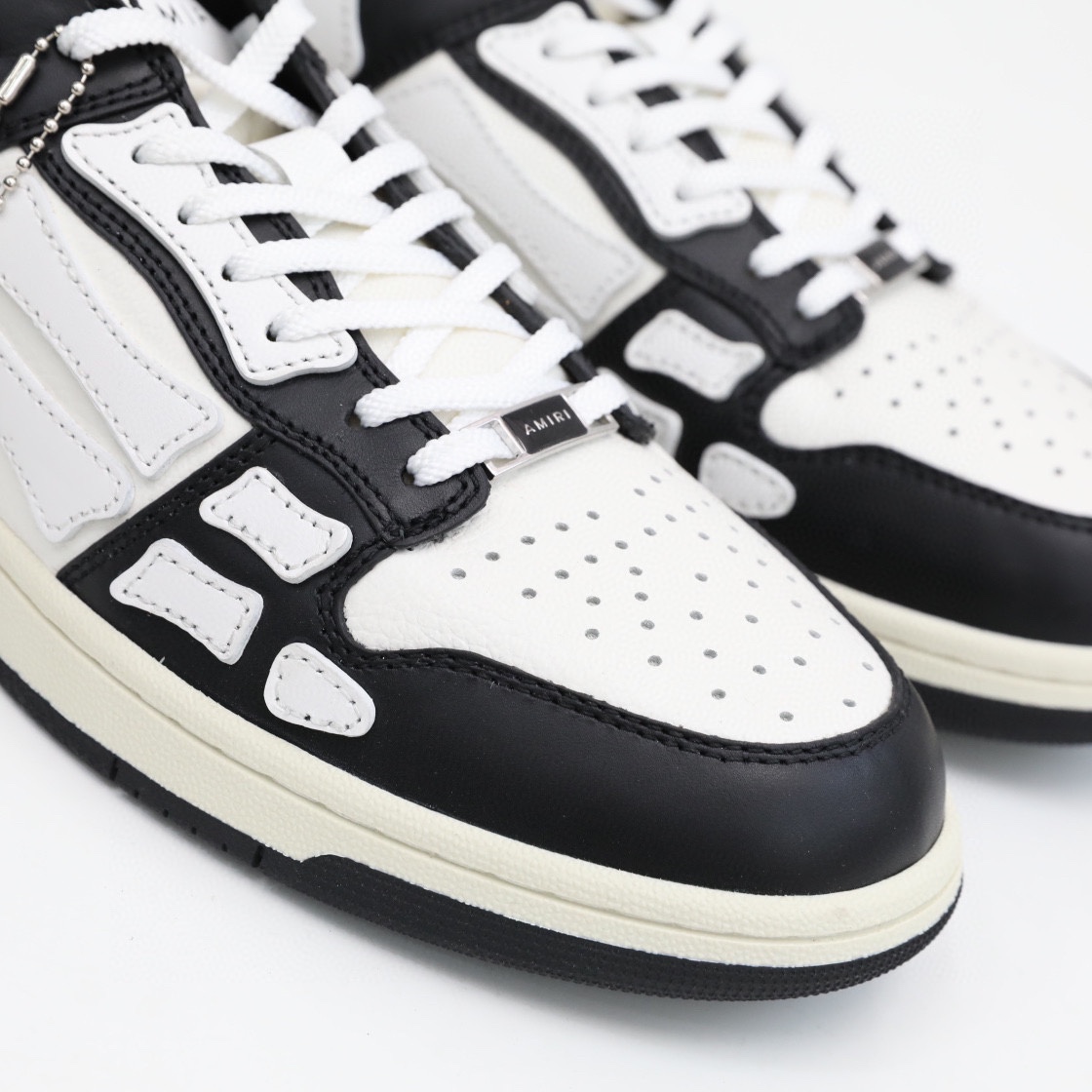Amiri Skel-Top Low Sneaker White/Black - EUR FASHION