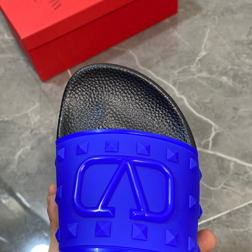 Valenti Garavani Summer V Logo Singature Sandal In Blue - EUR FASHION