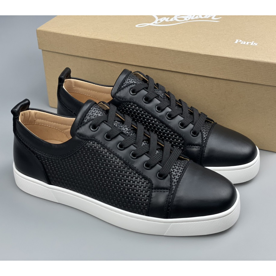 Christian Louboutin Sneaker - EUR FASHION