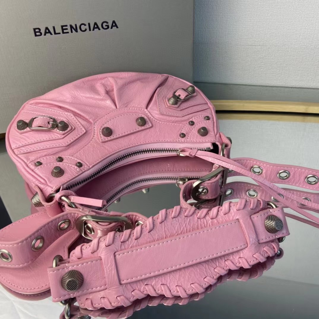 Balenciaga Women's Handbag（26-16-10cm） - EUR FASHION