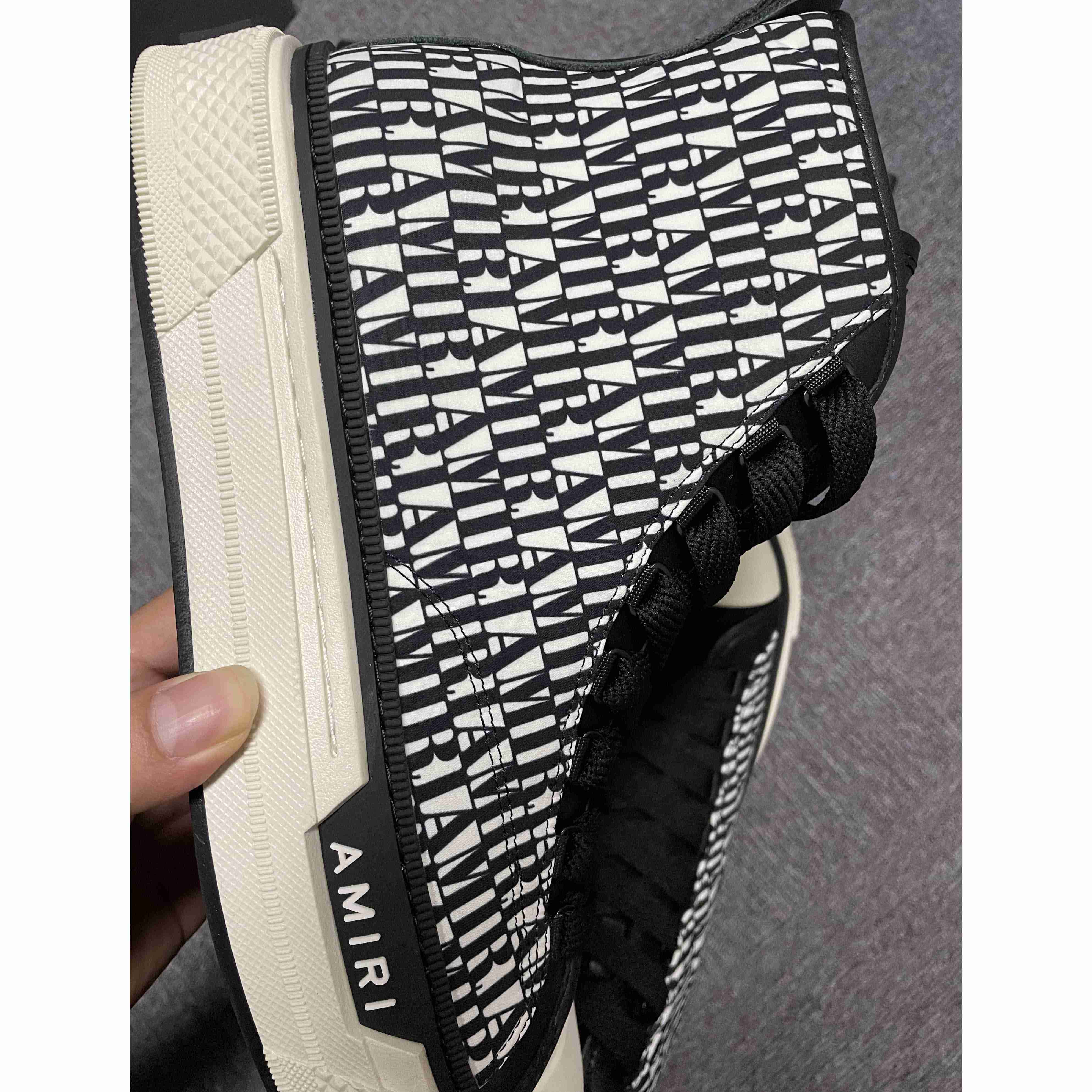 Amiri Logo-Print Canvas High-Top Sneakers - EUR FASHION