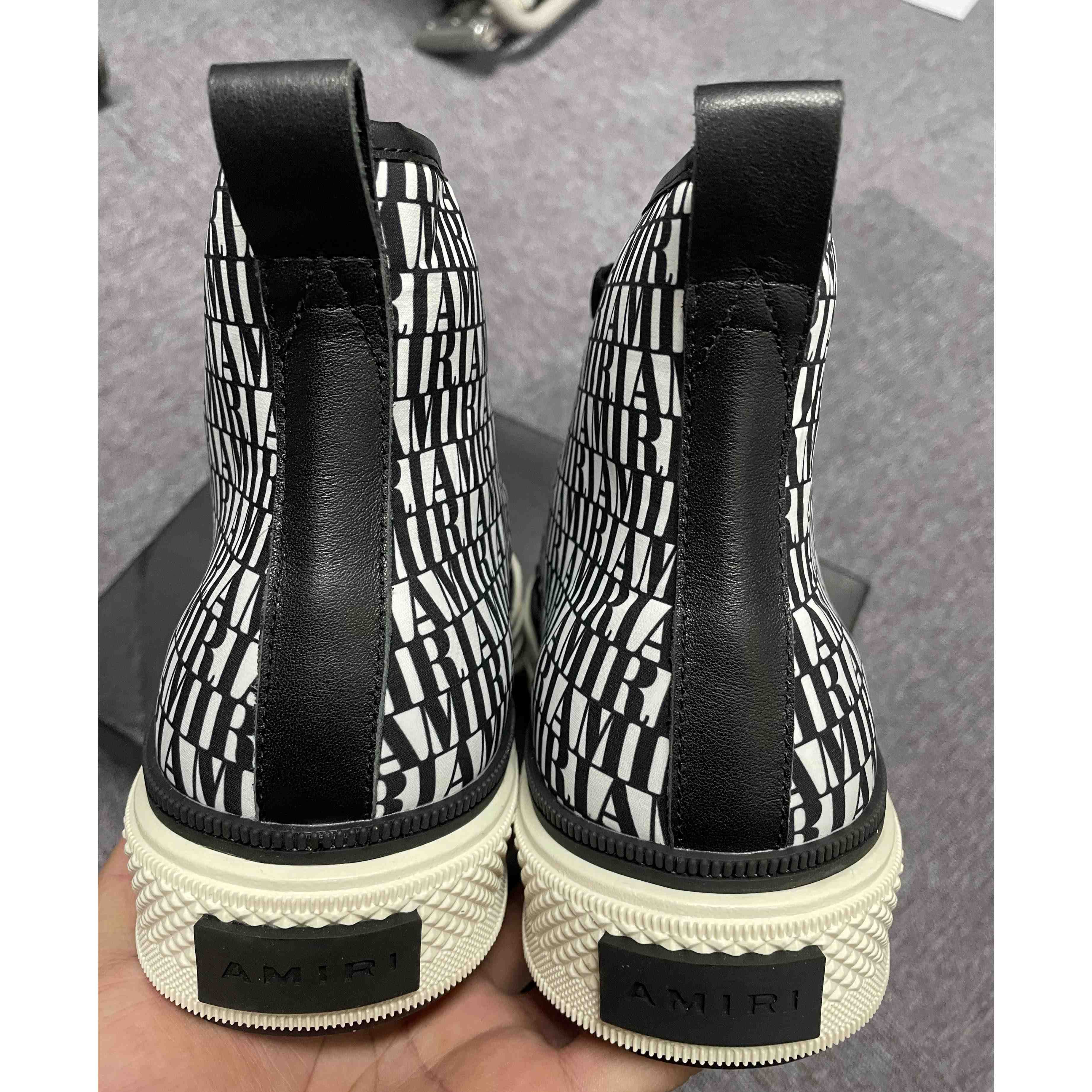 Amiri Logo-Print Canvas High-Top Sneakers - EUR FASHION