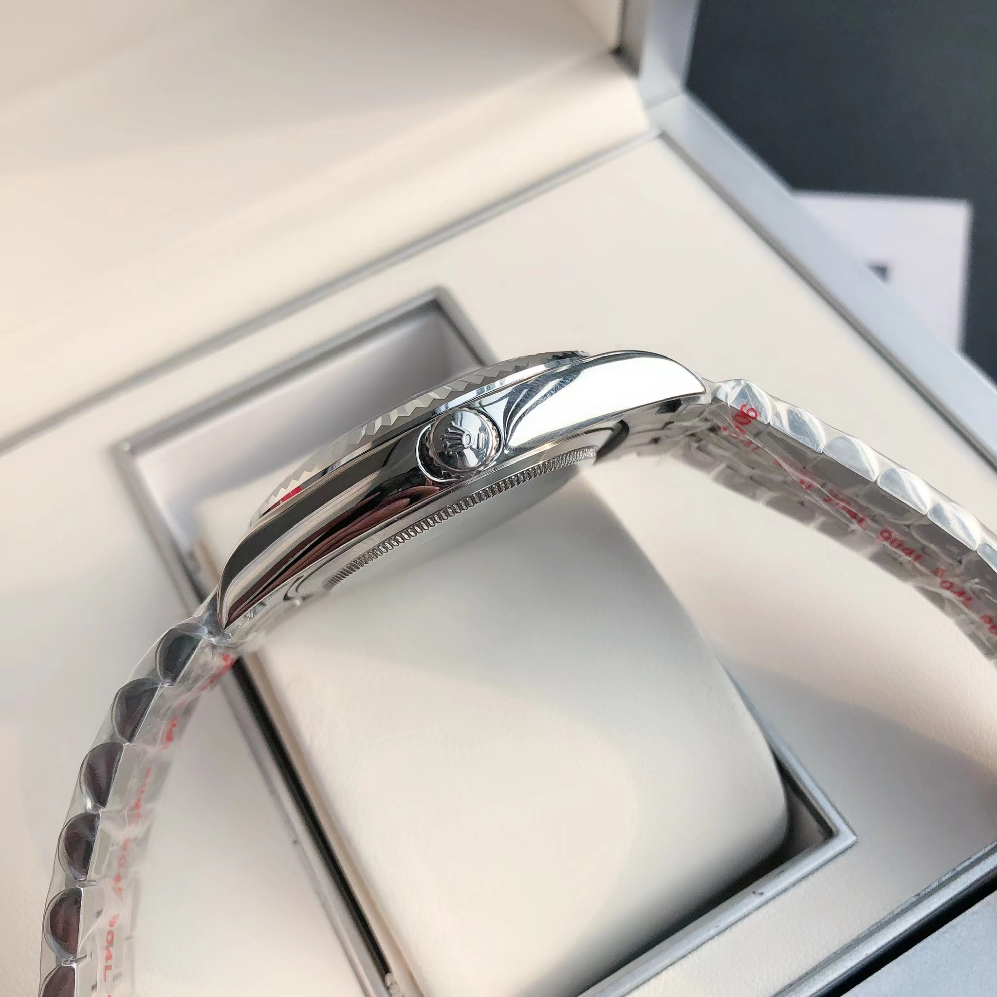 Rolex Watch  41mm - EUR FASHION