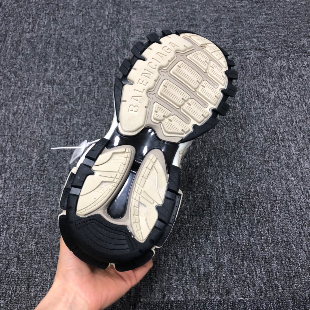 Balenciaga Track.2 Sneaker - EUR FASHION