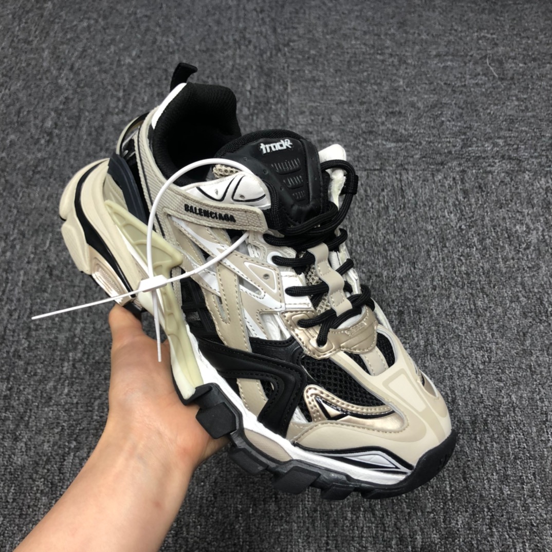Balenciaga Track.2 Sneaker - EUR FASHION