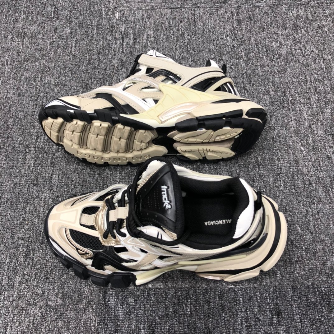 Balenciaga Track.2 Sneaker - EUR FASHION