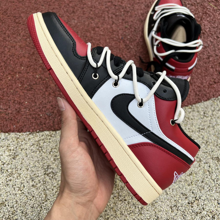 Jordan  Air 1 Low 'Chicago' Sneaker   553558-612 - EUR FASHION