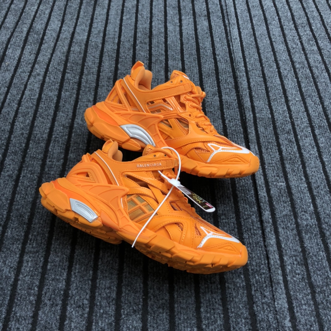 Balenciaga Track.2 Sneaker - EUR FASHION