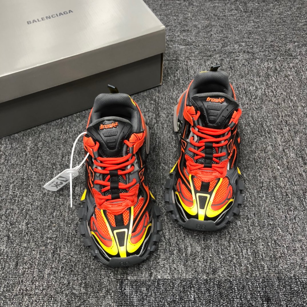 Balenciaga Track.2 Sneaker - EUR FASHION