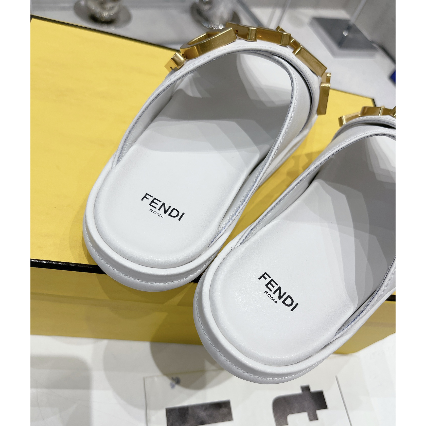 Fendi Graphy White Leather Slides - EUR FASHION
