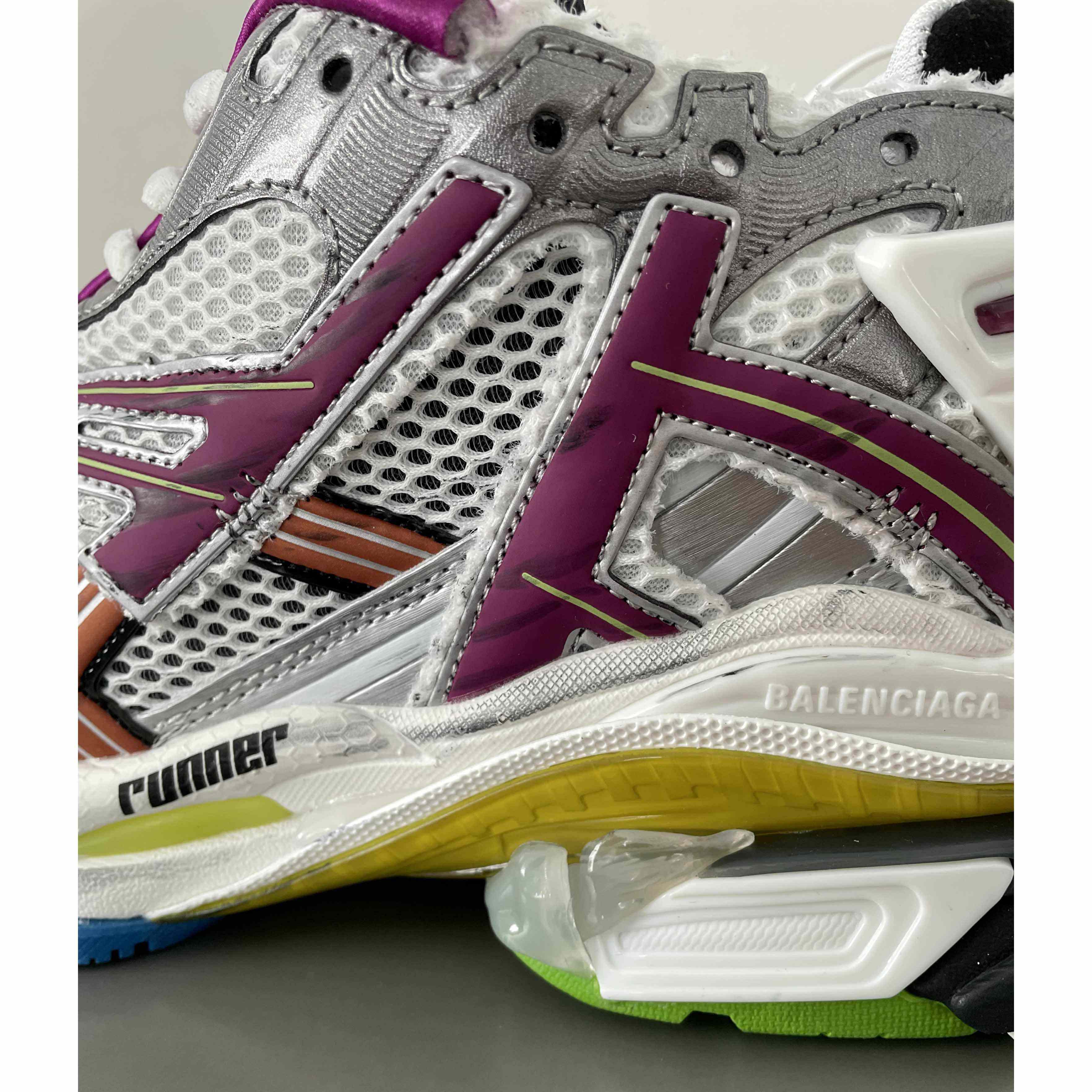 Balenciaga Runner Sneakers - EUR FASHION