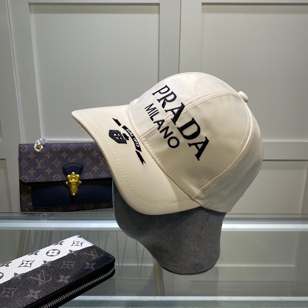 Prada Baseball Cap - EUR FASHION