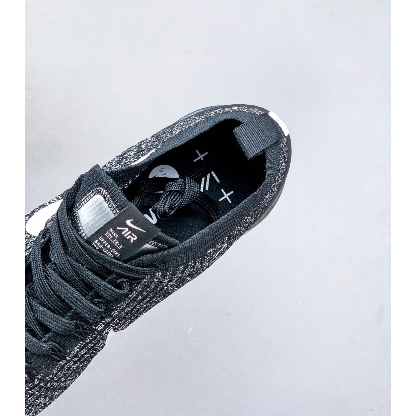 Nike Air Vapormax Flyknit Sneakers - EUR FASHION