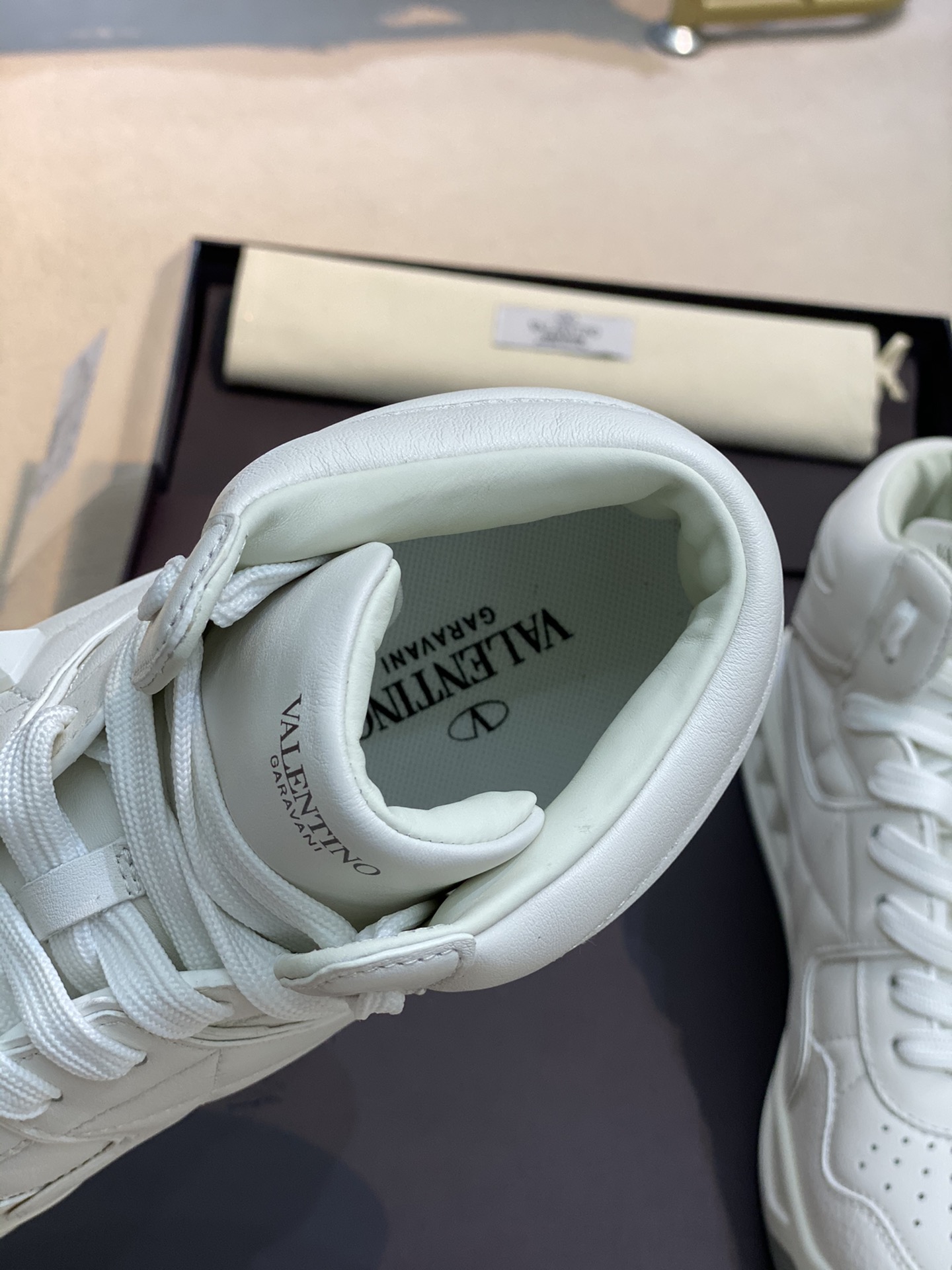 Valenti One Stud Mid-Top Nappa Sneaker - EUR FASHION