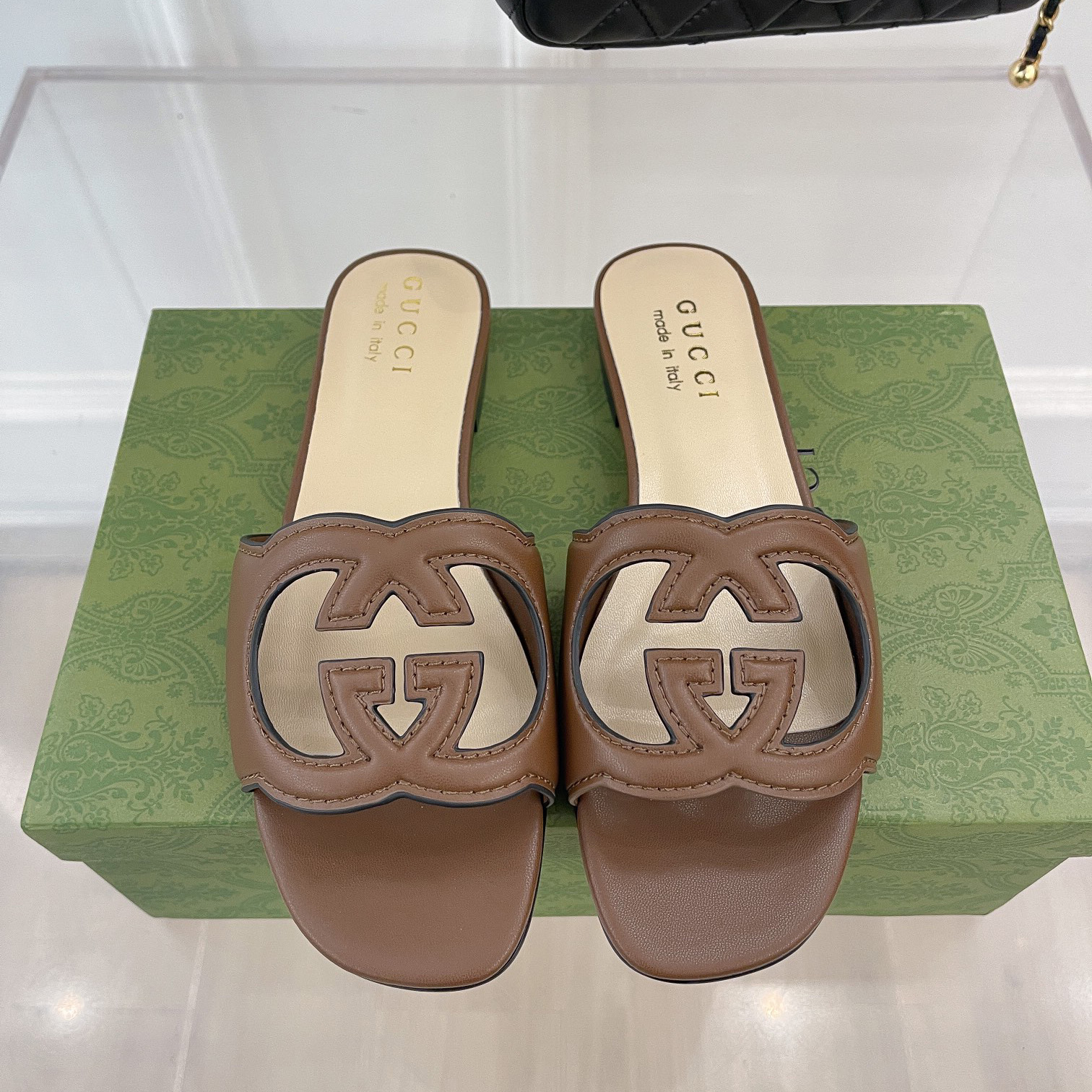 Gucci Women's Interlocking G Cut-Out Slide Sandal - EUR FASHION