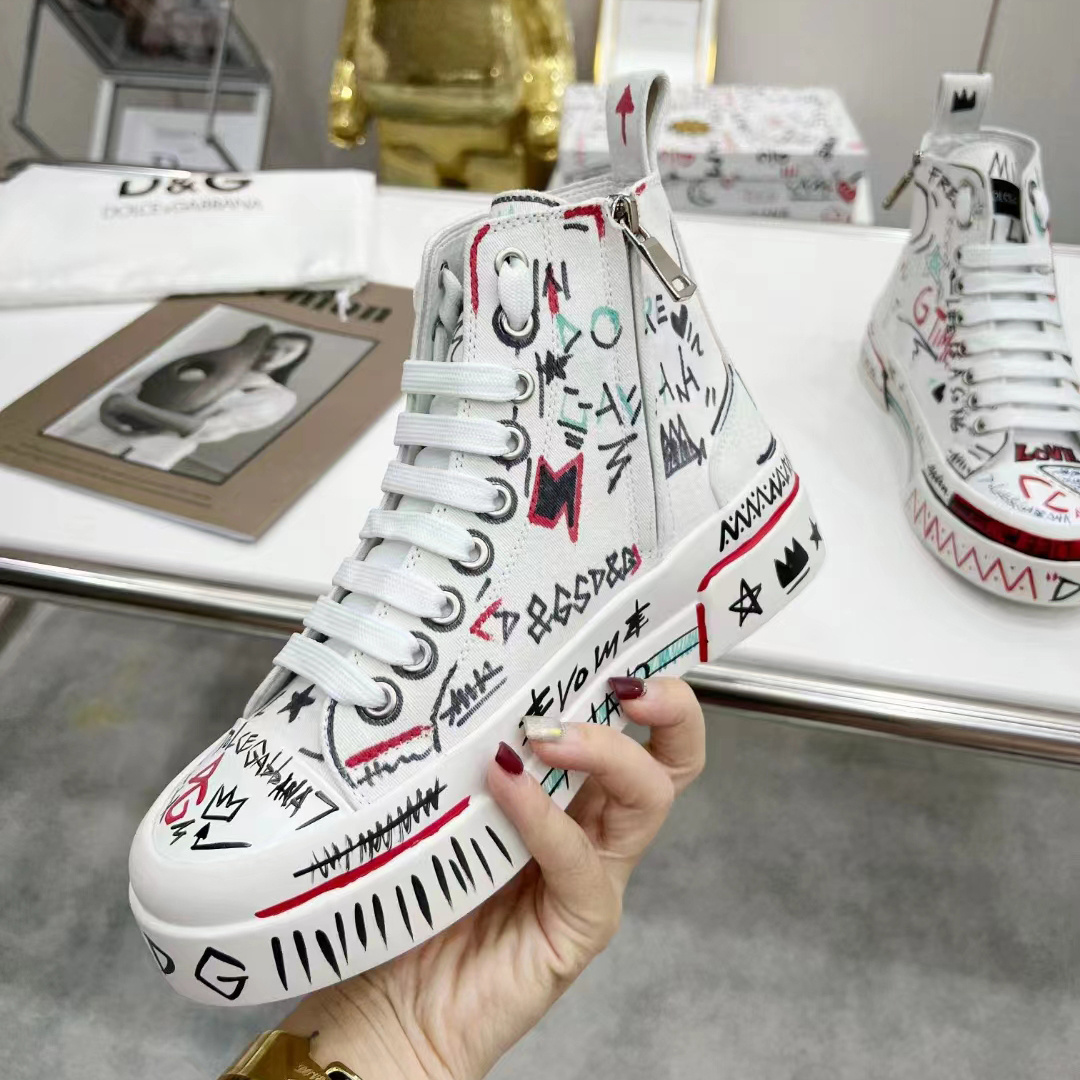 Dolce & Gabbana Hand-Painted Graffiti Canvas Portofino Light Mid-Top  Sneakers - EUR FASHION