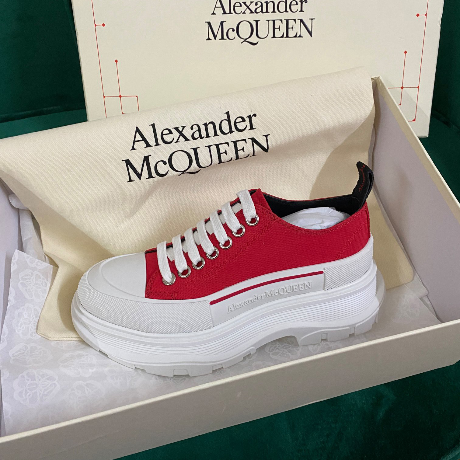 Alexander Mqueen Women's Tread Slick Lace Up In Lust Red - EUR FASHION