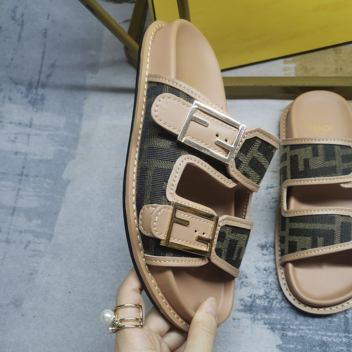 Fendi Feel Brown FF Fabric Slides - EUR FASHION