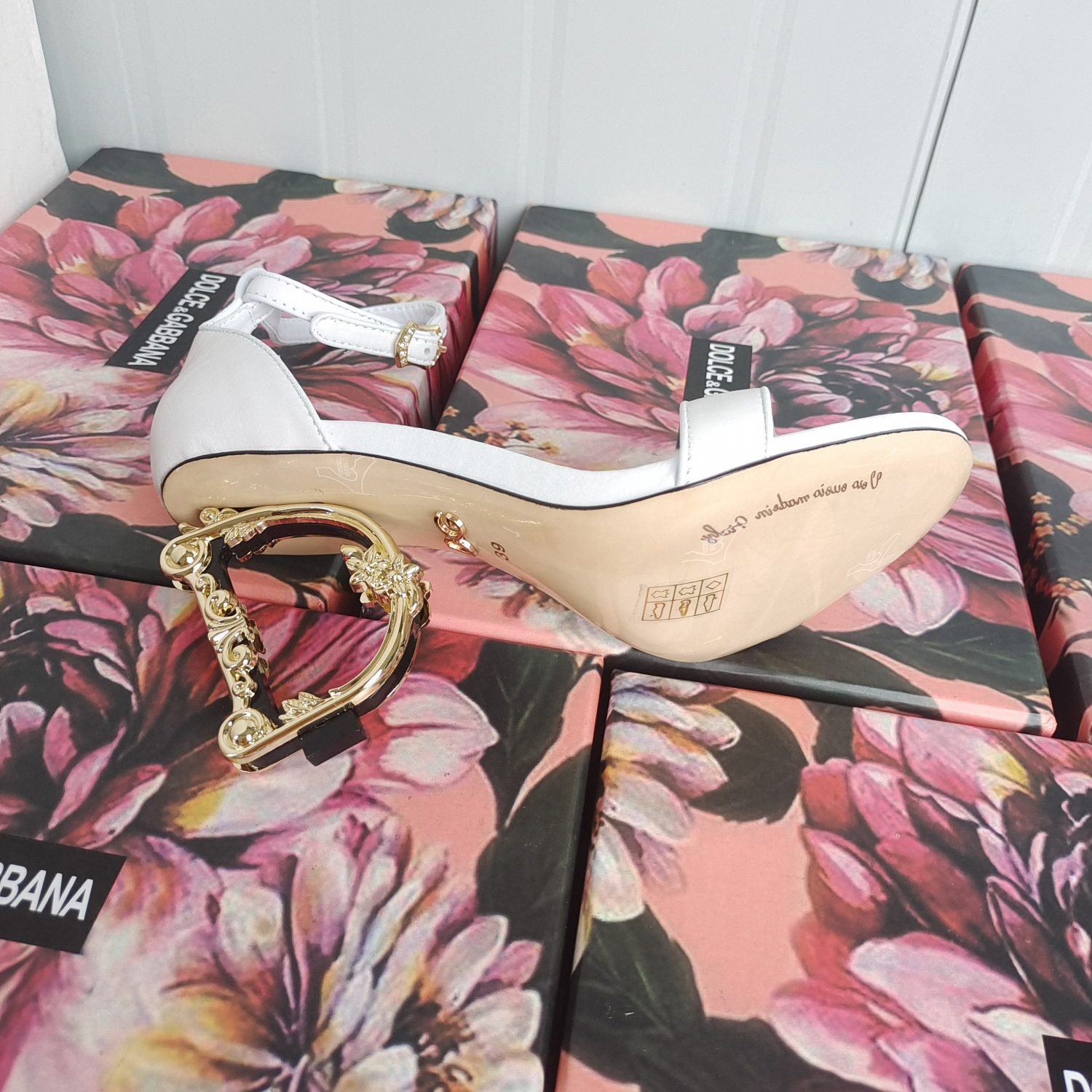 Dolce & Gabbana Nappa Leather Sandals With Baroque DG Heel - EUR FASHION