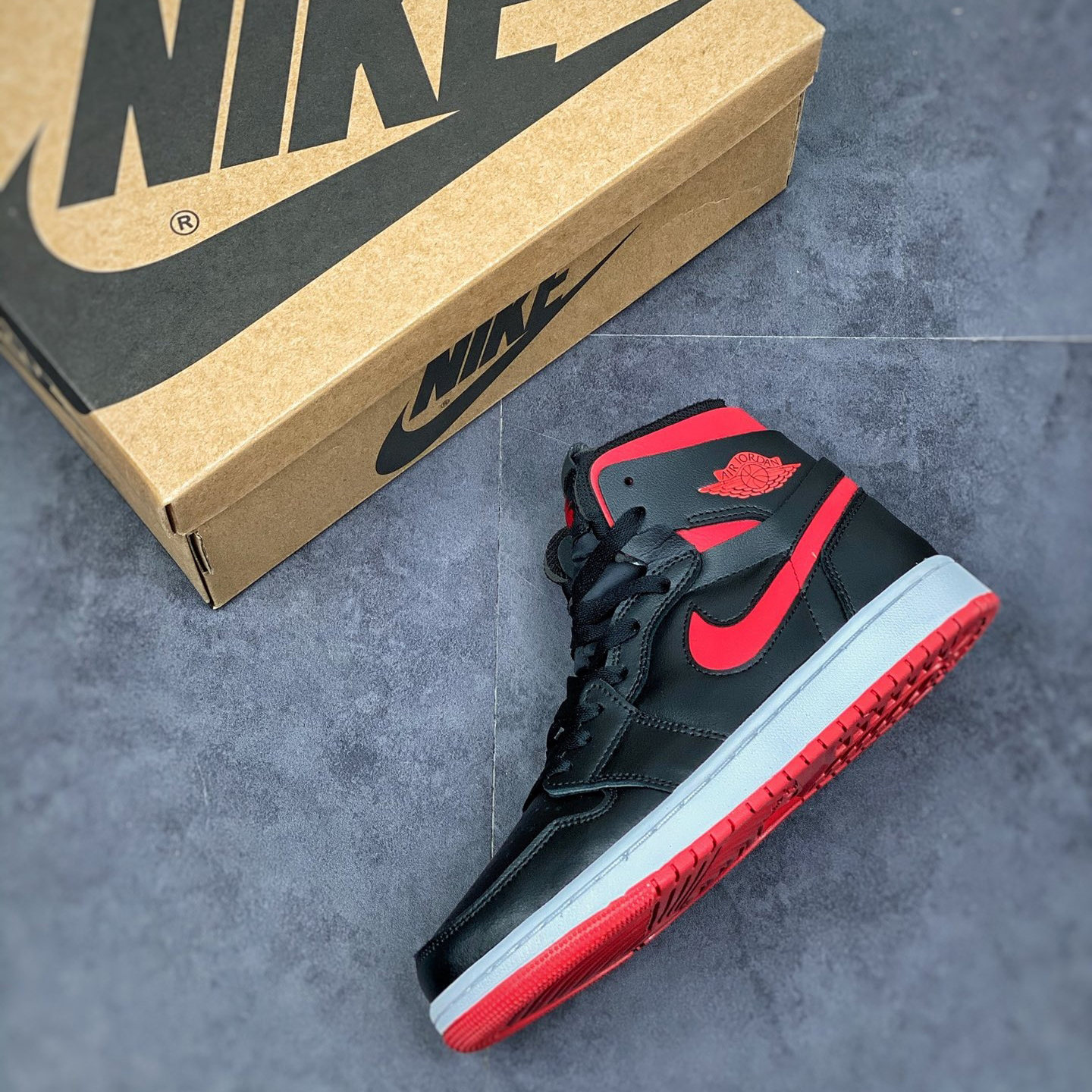 Nike Air Jordan 1 Zoom Air Cmft ''Bred'' Sneaker  CT0979-006 - EUR FASHION