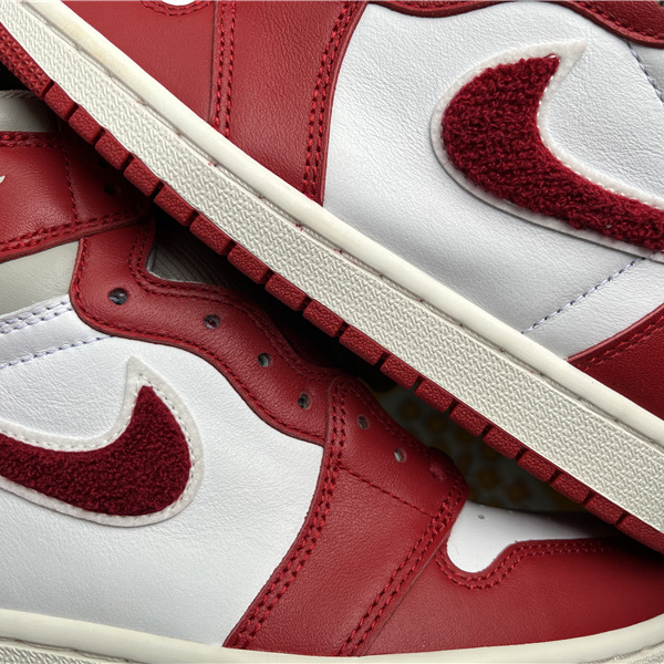 Air Jordan 1 High OG WMNS “Newstalgia”  Sneaker  DJ4891-061 - EUR FASHION