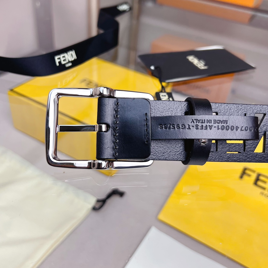 Fendi Leather Belt  - EUR FASHION