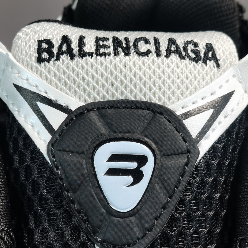 Balenciaga Runner Sneakers - EUR FASHION