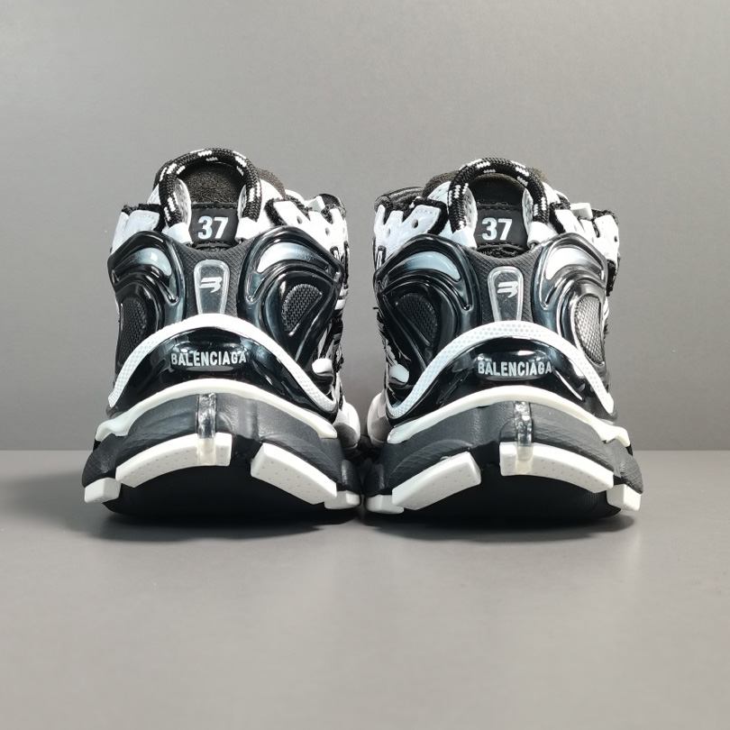 Balenciaga Runner Sneakers - EUR FASHION