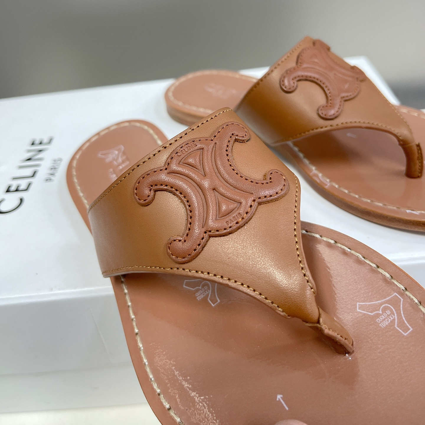 Celine Triomphe Flat Thong In Calfskin Tan - EUR FASHION