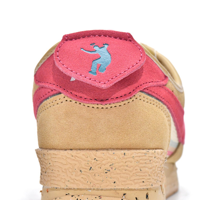 Union LA x Nike Cortez Grain Sneaker   DR1413-200  - EUR FASHION