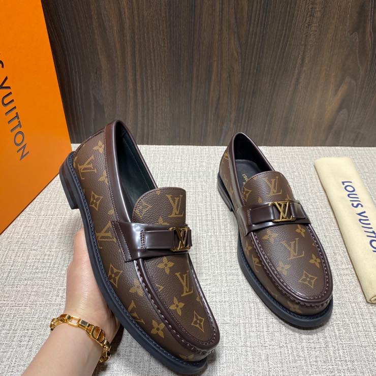 Louis Vuitton Major Loafer - EUR FASHION