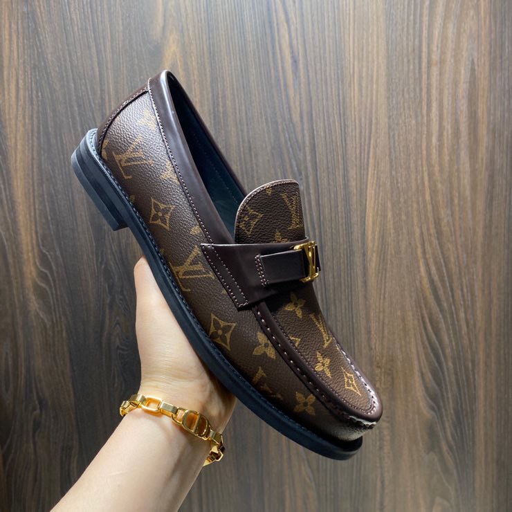 Louis Vuitton Major Loafer - EUR FASHION