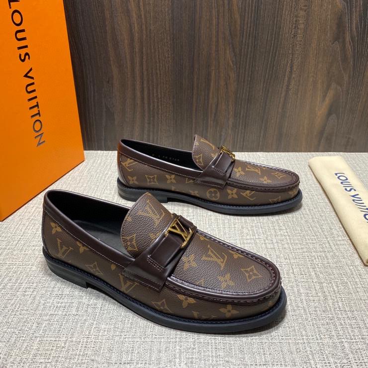 Louis Vuitton Major Loafer - EUR FASHION