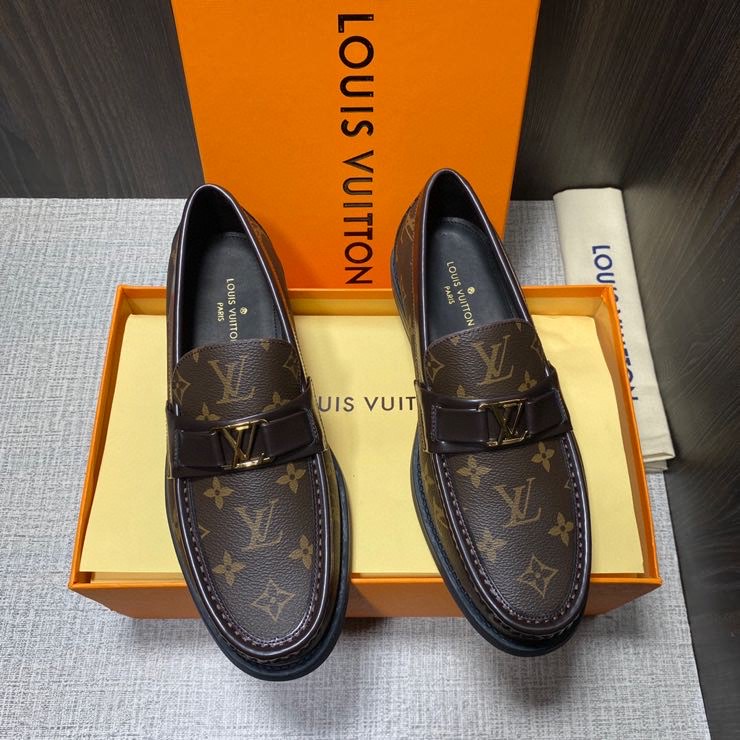 Louis Vuitton Major Loafer - EUR FASHION