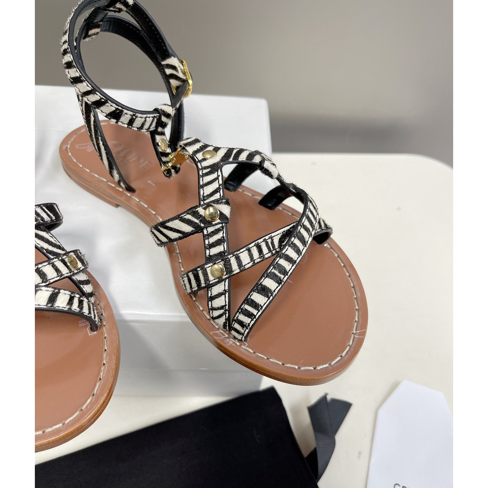 Celine Taillat Triomphe Sandal In Zebra Printed Hairy Calfskin Black/White - EUR FASHION