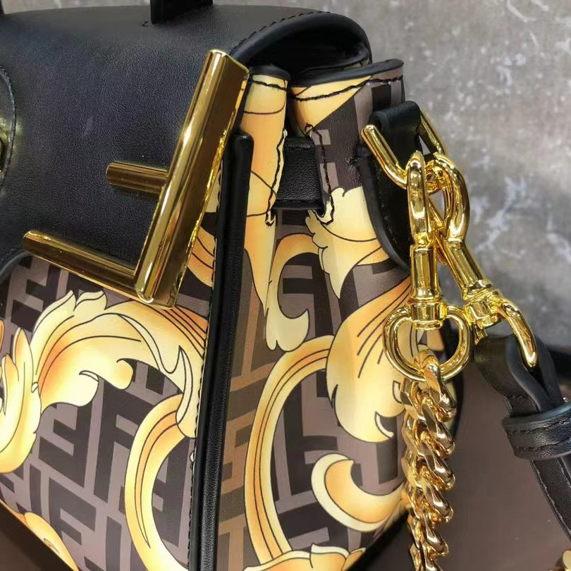 Versace Fendace La Medusa Medium Handbag(25-22-15cm) - EUR FASHION