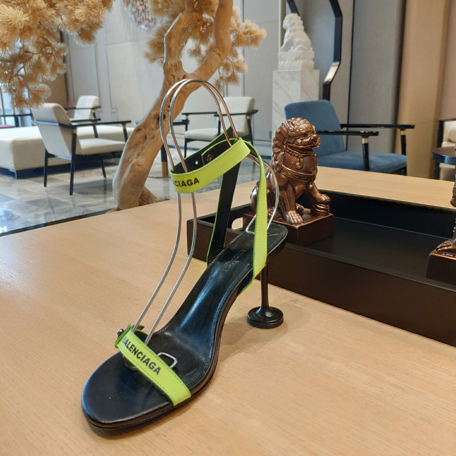 Balenciaga Afterhour 90mm Sandal In Neon Yellow And Black Smooth Calfskin - EUR FASHION